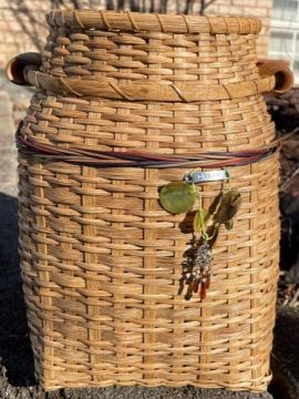 The Country Seat: Corner Baskets, High & Low, on a Triangle Base